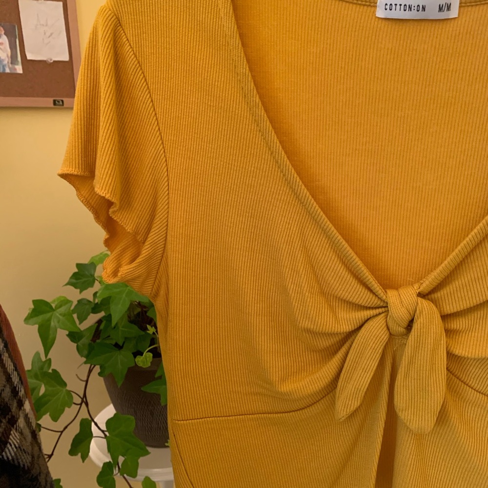 NWOT Tie-Front Top - Picture 3 of 4